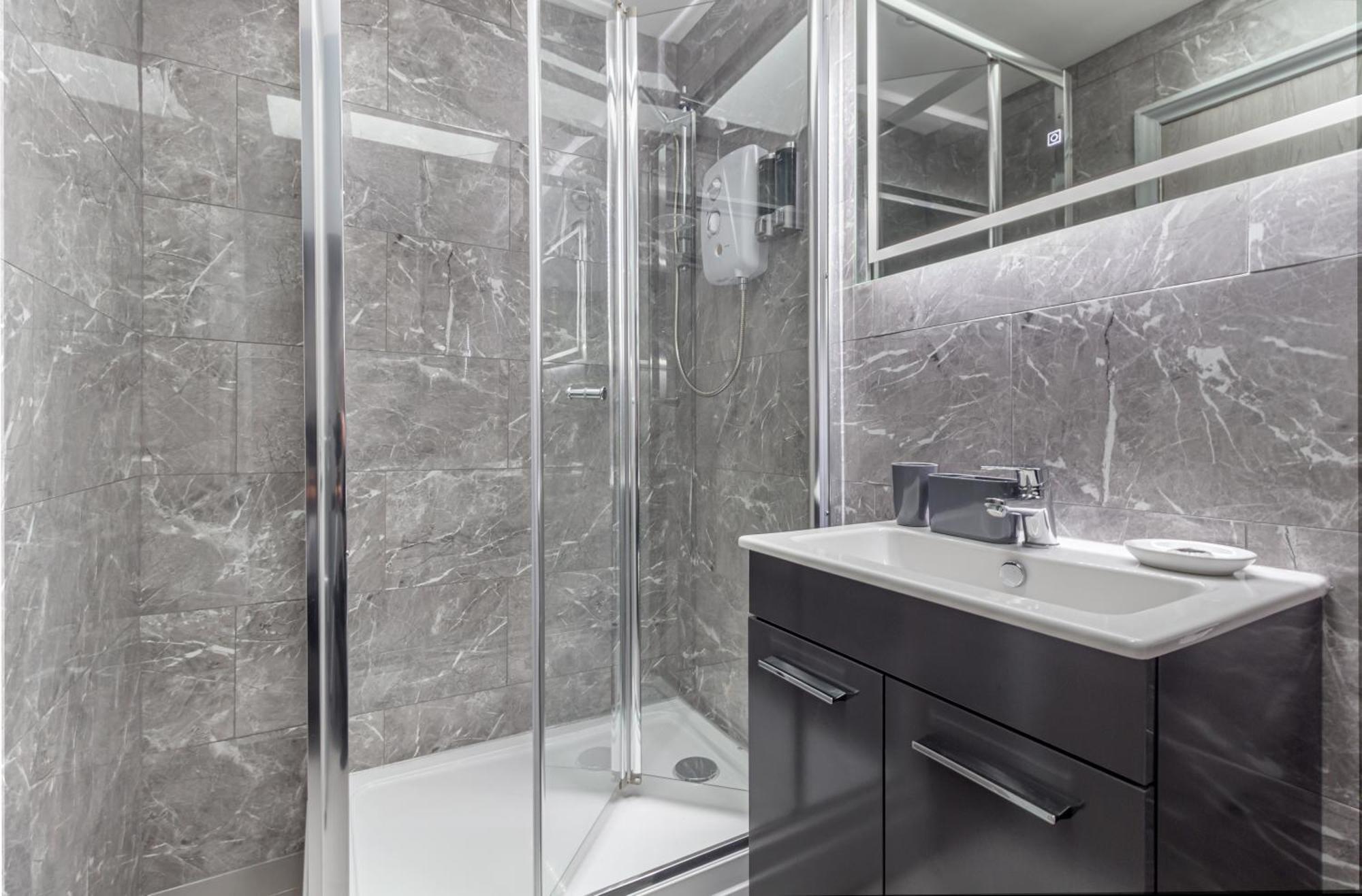 Whiskawaystays - Foregate Street - Apartment 5 ウスター エクステリア 写真